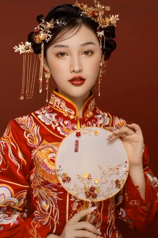 新中式秀禾化妆造型——古典大气之美